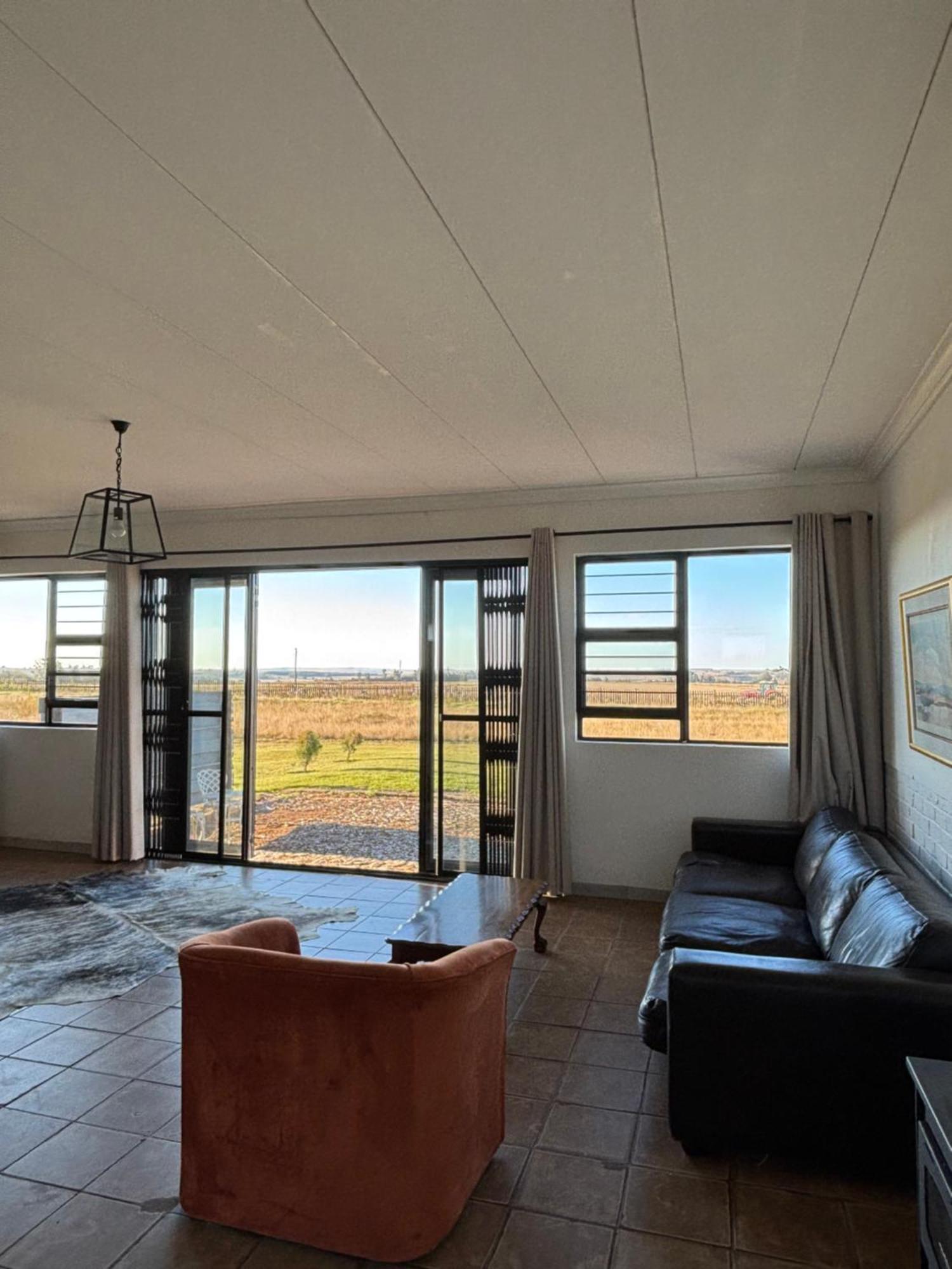 Dewdrop Farm Stay Ermelo Exterior photo